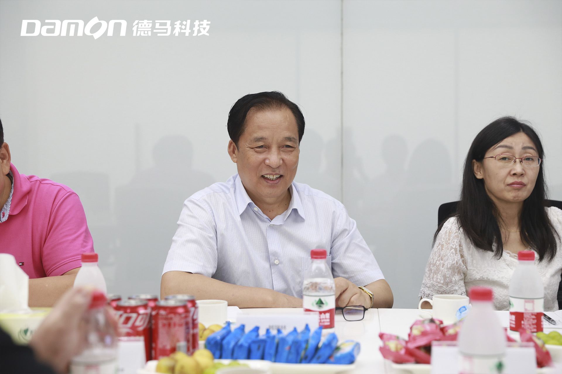 韓副會(huì)長-加LOGO.jpg